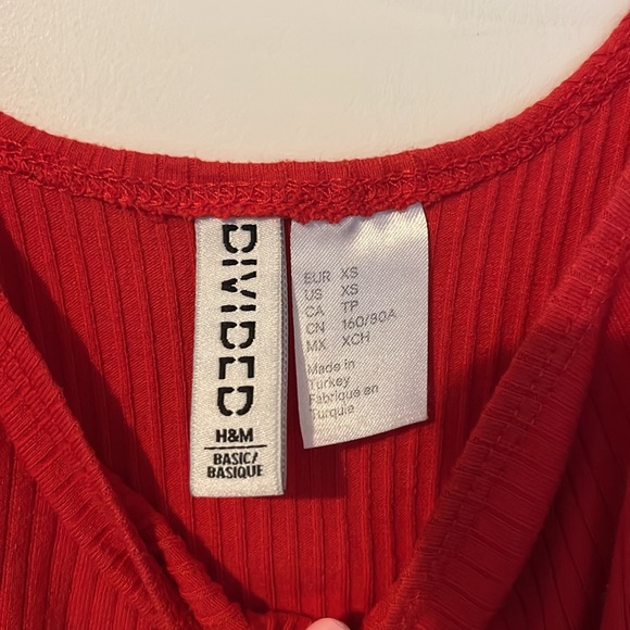 ribbed red h&m bodysuit - Picture 3 of 3